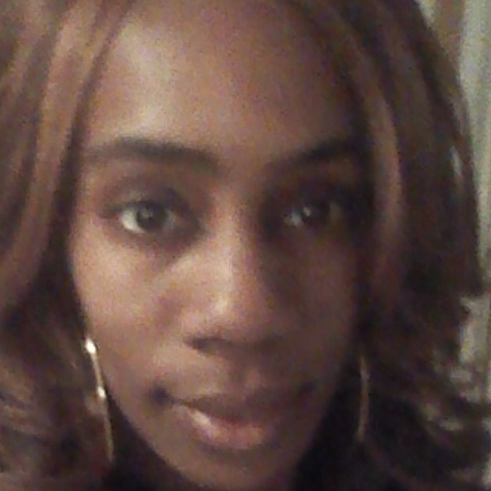 Meet your Posher, Latasha